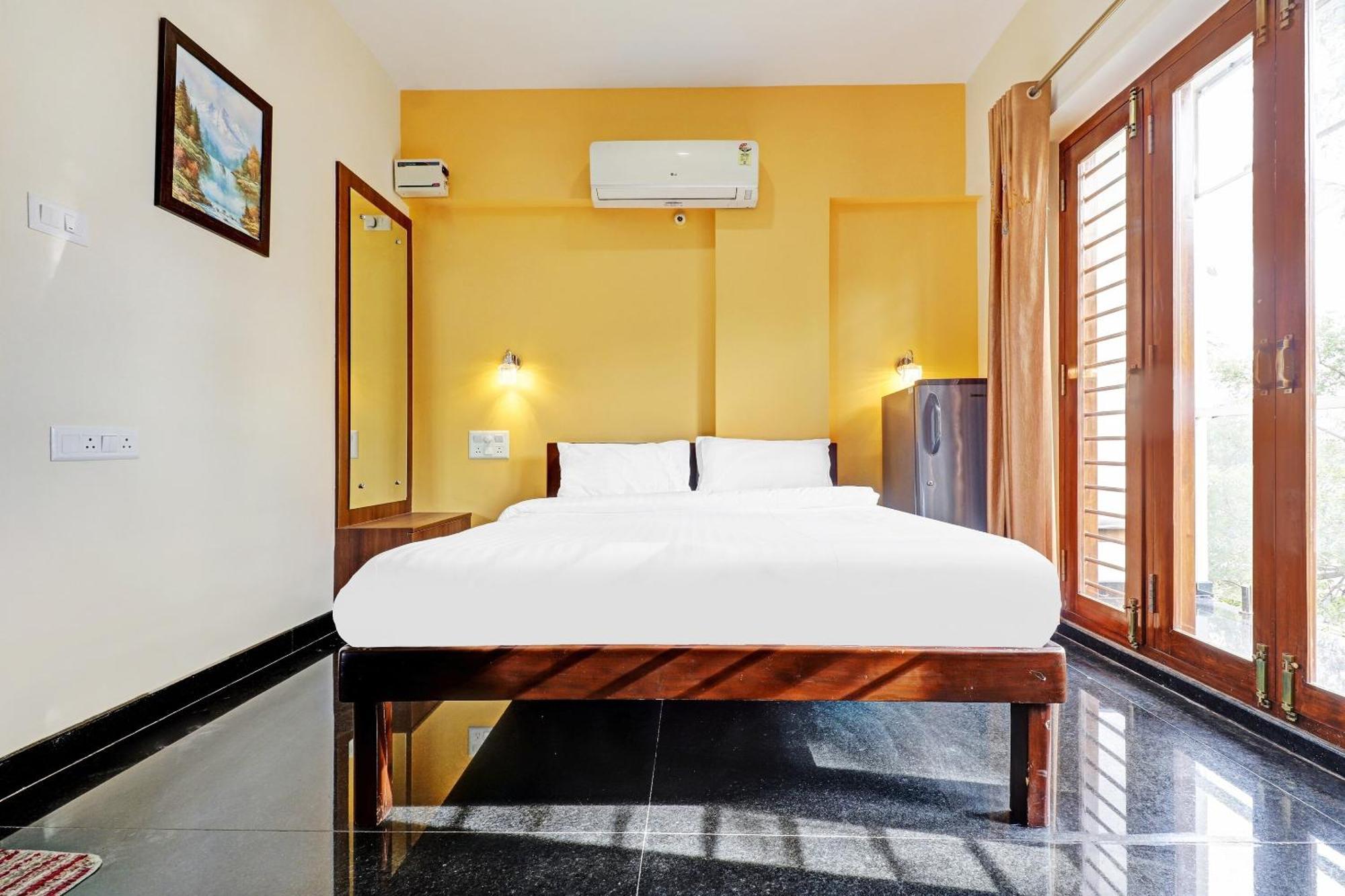 Capital O R R Residency Hotel Bangalore Buitenkant foto